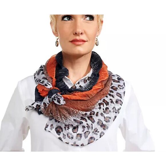 Joan Rivers OS Ruffled Animal Print Infinity Scarf NWT - Picture 4 of 4